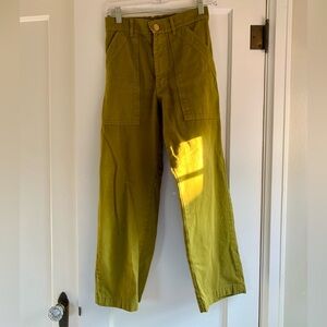 green work pants 🥑